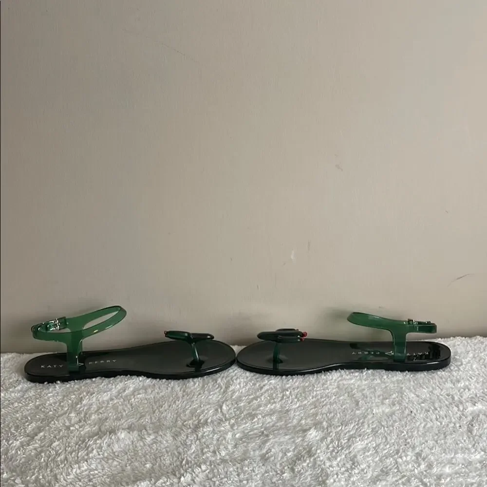 Katy Perry Cactis Green Jelly Thong Ankle Strap Lightweight Women's 9 Sandals